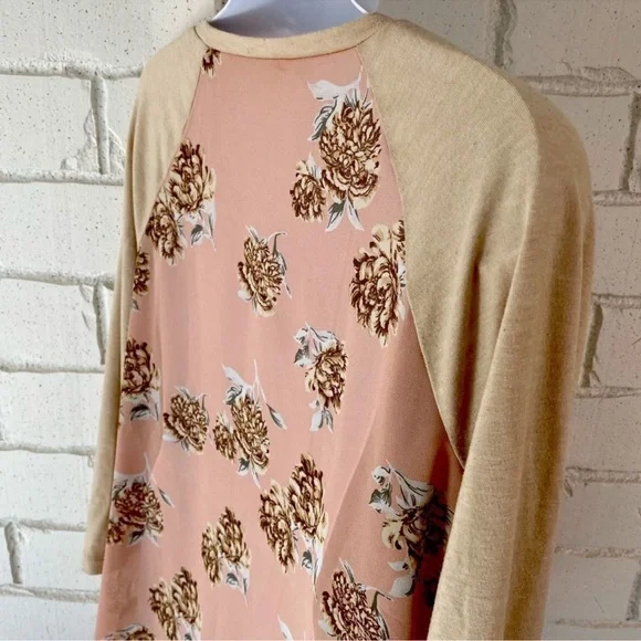 C Cream Pink 3/4 Sleeve Embellished Top - Picture 2 of 6